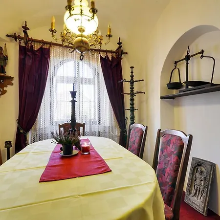 St. Florian Konukevi 3*
